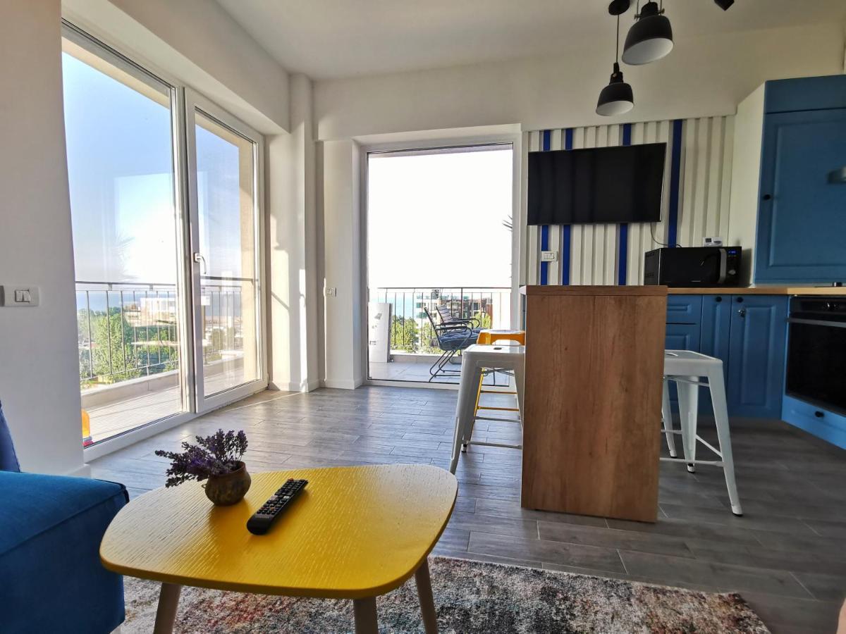 Velier Summer Apartment Mamaia Buitenkant foto