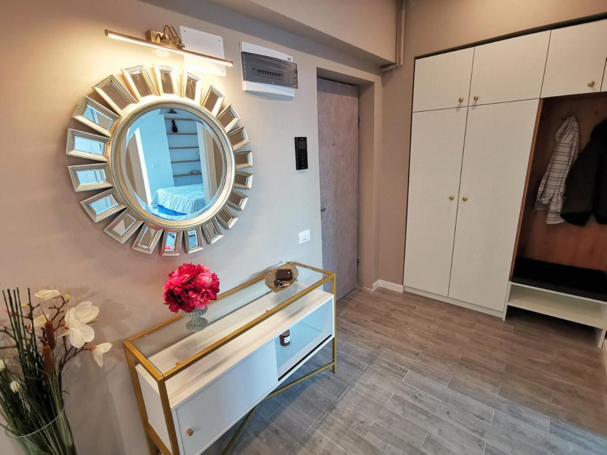 Velier Summer Apartment Mamaia Buitenkant foto